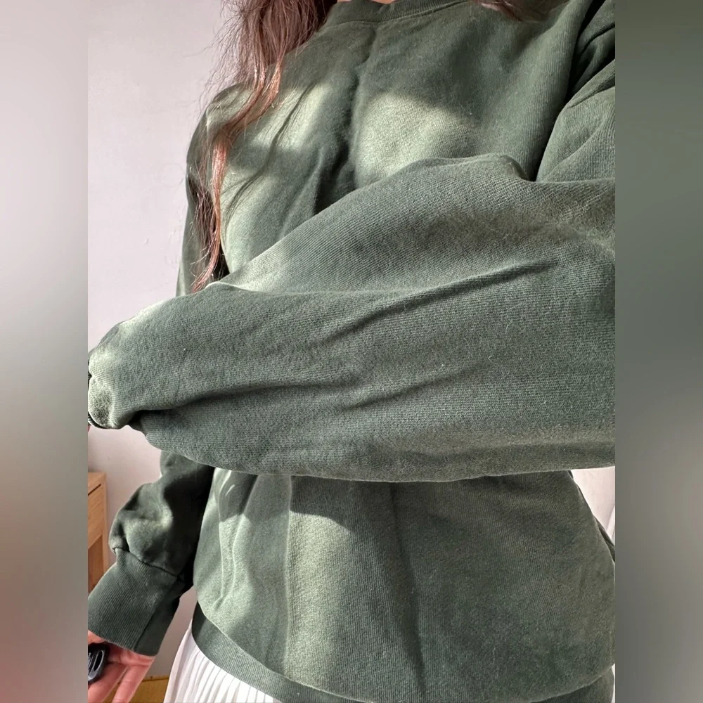 Los Ángeles apparel dark army green crew neck sweatshirt 
Size small - Picture 5 of 9